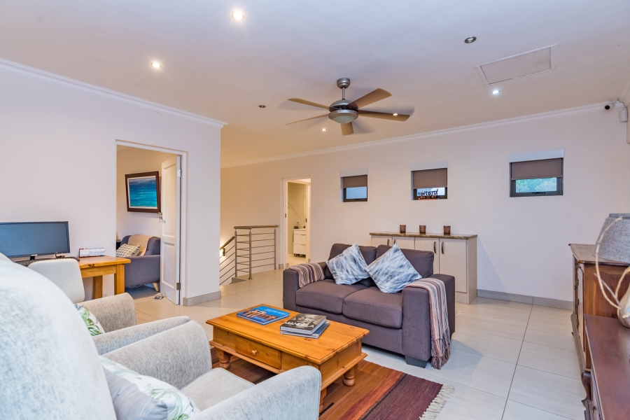 5 Bedroom Property for Sale in Club Milos Estate Free State